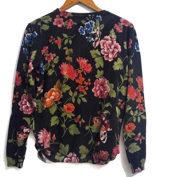 White Floral Sweater Top - Picture 2 of 9